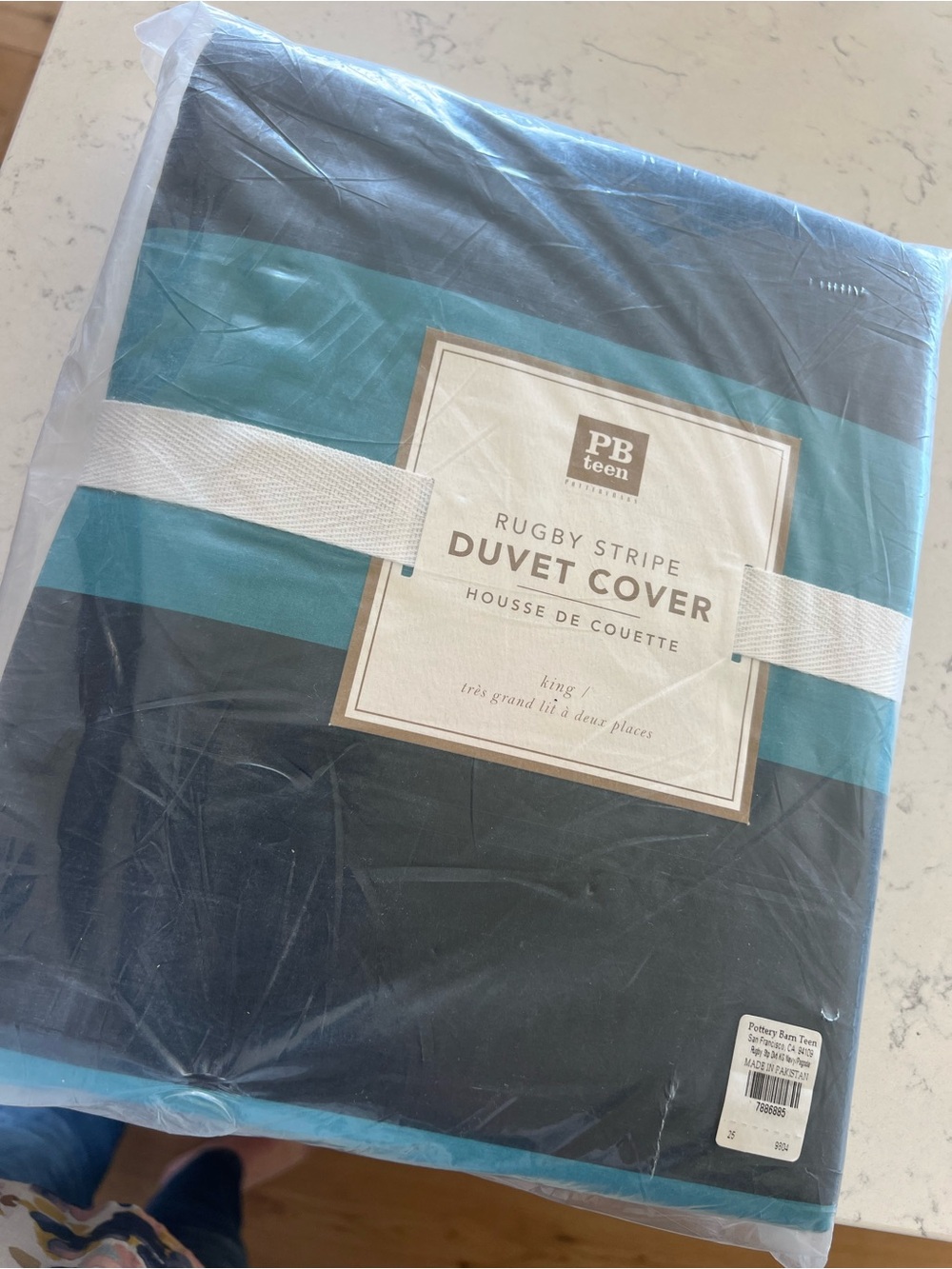 Pottery Barn Teen Rugby Stripe Duvet Cover in Teal and navy